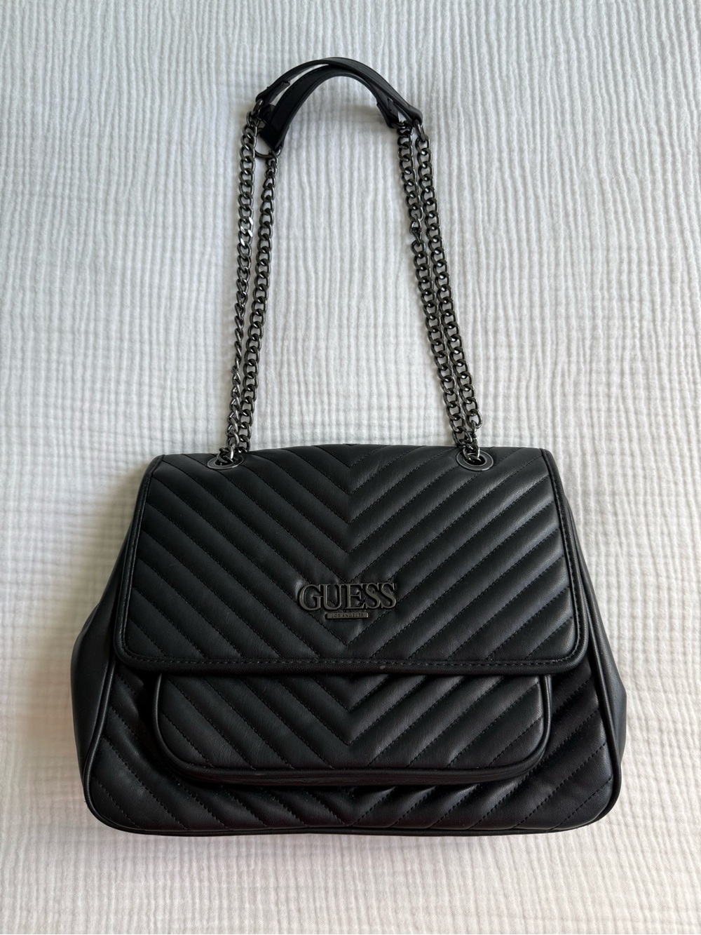 GUESS Black Quilted Shoulder Bag with Chain Strap